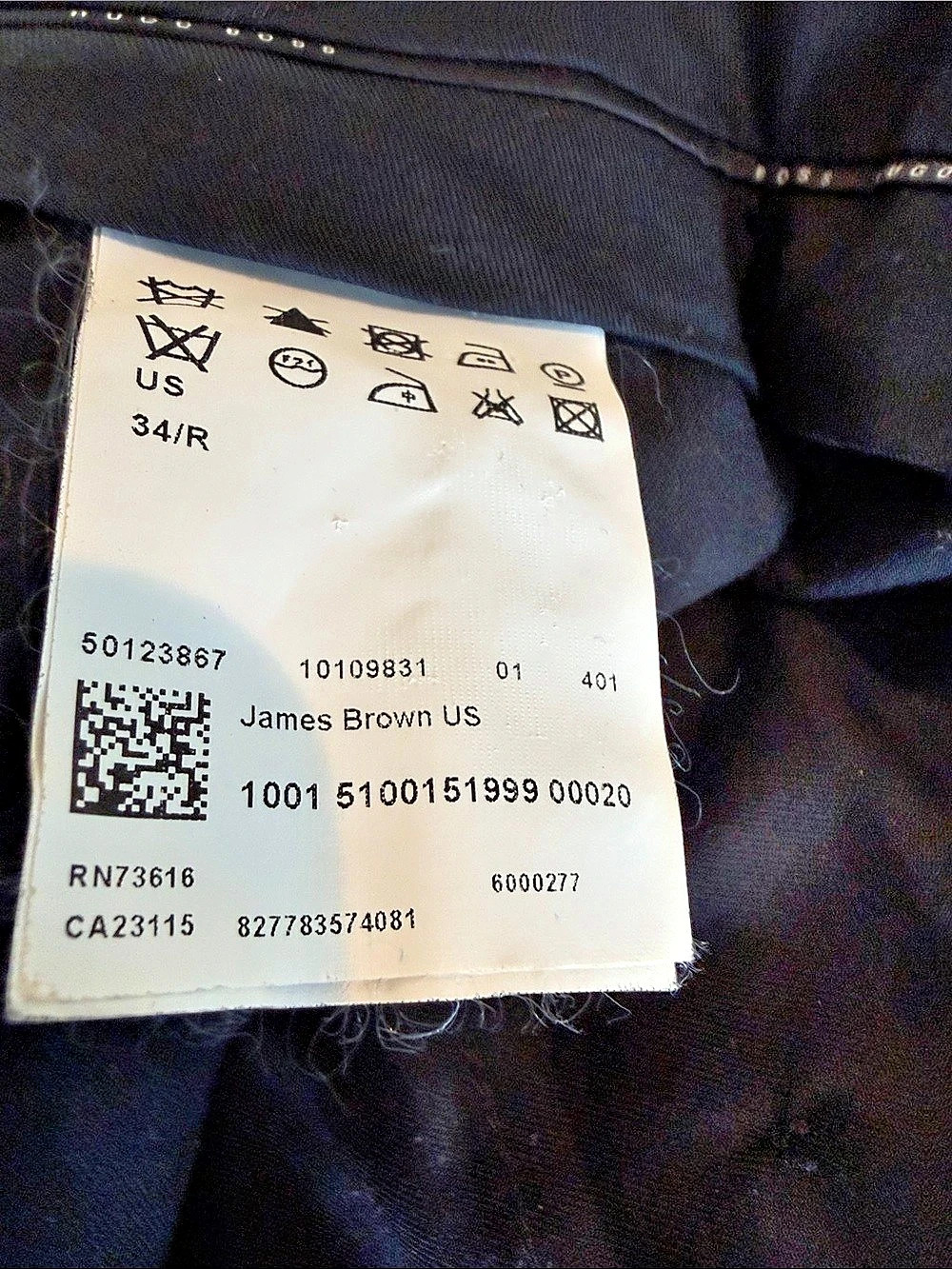 Hugo Boss James Brown US Dress Pants dark navy
Waist 34/R. Length 34 - Picture 2 of 3